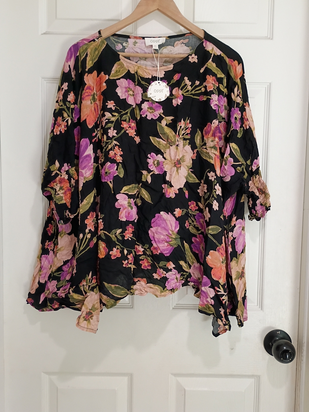 ODDY Black Tunic with Pink, Purple & Green Floral Oversized Flowy Blouse SizeM/L